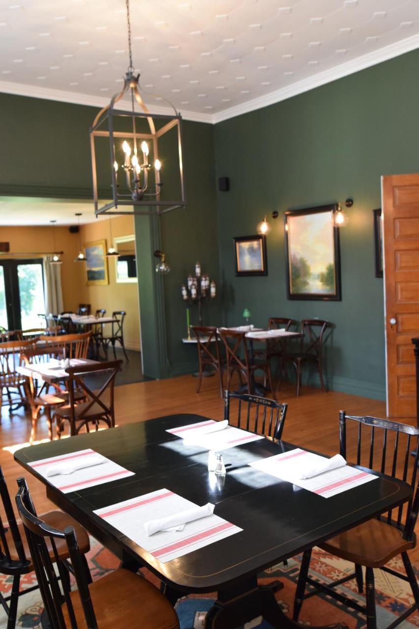 The Inn At Warm Springs 외부 사진